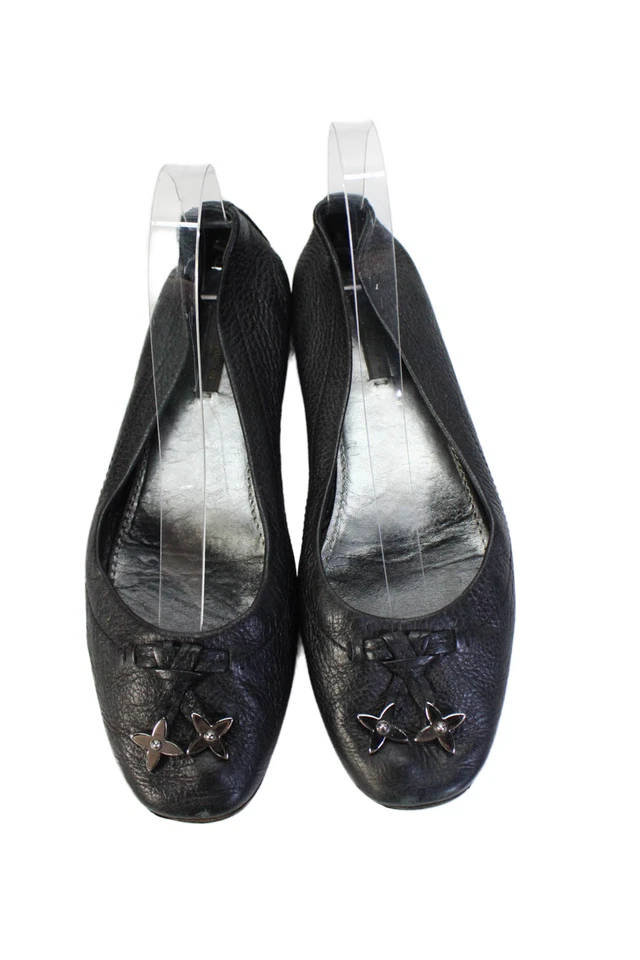 Zapatos planos de ballet de cuero con puntera redonda sin cordones negros talla 38 de Louis Vuitton para mujer Foto 2 de 4
