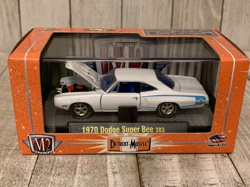 M2 Machines Detroit Muscle 1970 Dodge Super Bee 383 White 1:64 Die Cast Car - Picture 2 of 6