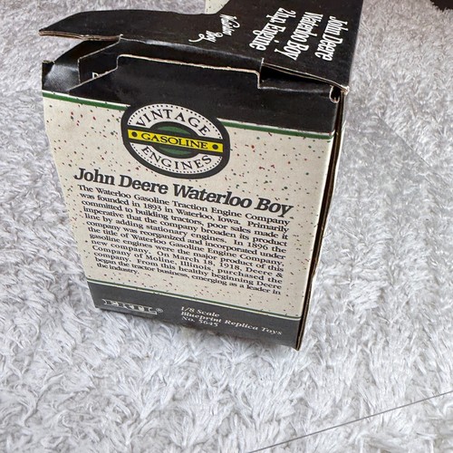 ERTL 5645 John Deere Waterloo Boy 2 hp Engine 1/8 Scale Vintage Gasoline Engine - Picture 6 of 9