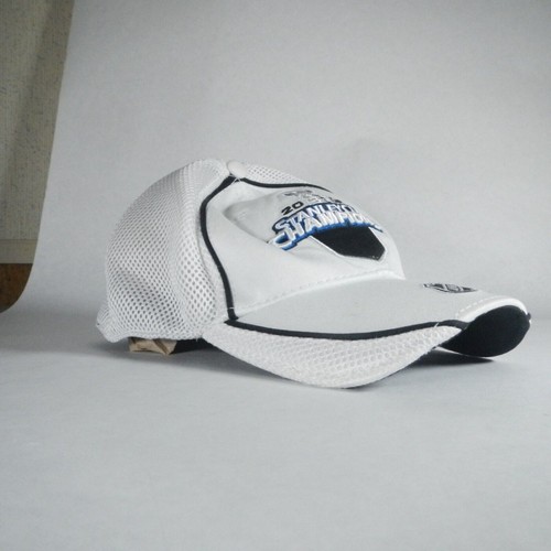 2009 New Era Stanley Cup Champions Flex Hat - Picture 6 of 10