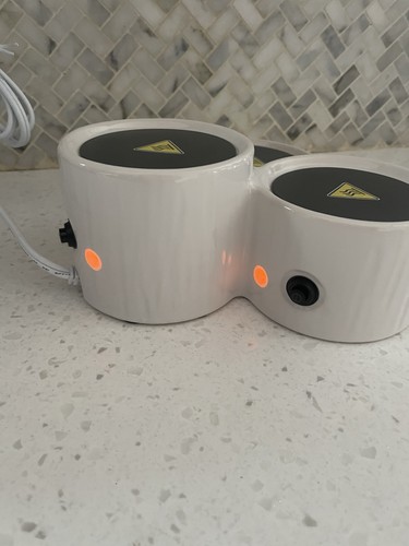 NUEVO Calentador Scentsy Accord Nuevo en Caja Soporte de Cera Tamaño Completo RETIRADO Aroma de Tres Niveles - Imagen 3 de 5