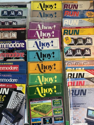 Massive Lot 53 Vintage Commodore/Ahoy!/Zap! Magazines & 6 Vintage Game Manuals. - Zdjęcie 5 z 6