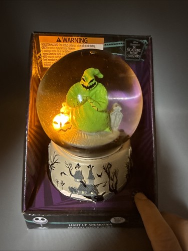 The Nightmare Before Christmas Oogie Boogie Light Up Musical Water Globe NEW - Picture 2 of 8