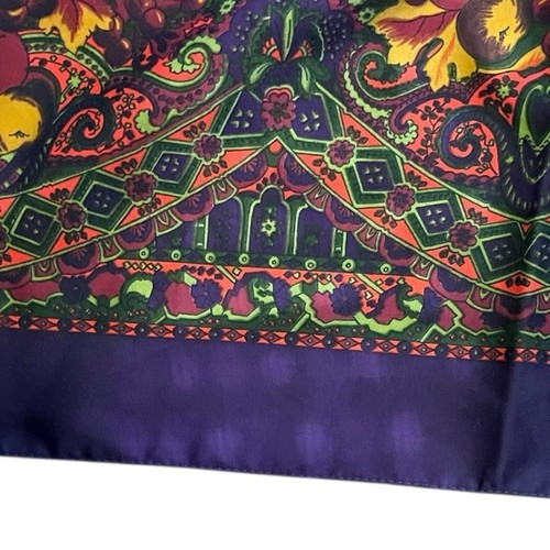 Cinzia Fiori lila Polyester quadratischer Schal mit Obstmotiv - für Krawattenhalter - Bild 8 von 10
