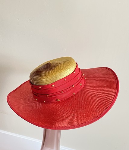 Whittall Shon rotes Band gold Pailletten verziert Derby Kirche Hut - Bild 4 von 9