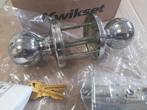 Polo de entrada Kwikset 400P 26 SMT RCAL RCSV1 CROMO PULIDO - 94002-844 - Imagen 1 de 6