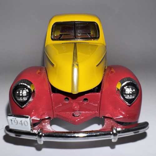 Golden Wheel Diecast Shell Motoröl Ford Pickup Truck mit Trommeln im Bett - Bild 4 von 7