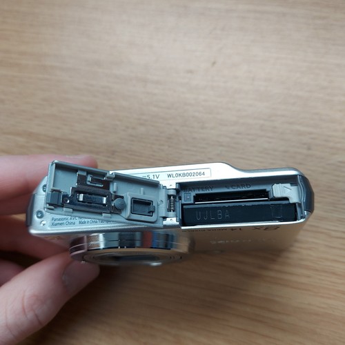 Panasonic Lumix DMC-FS30 14 Megapixel Digitalkamera UNGETESTET, SIEHE BESCHR. - Bild 6 von 11