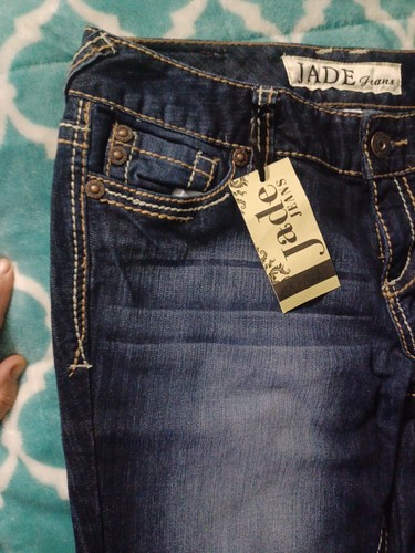 NWT Women’s Jade Jeans Size 9/10 Wide Bell Bottom - Picture 3 of 9