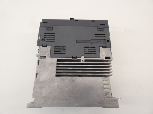 1kW Mitsubishi MR-J4-100TM-ECT AC Servo Drive Amplifier 200-240V - Picture 2 of 6