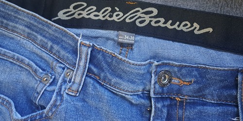 Pantalones de mezclilla para hombre talla 34x30 EDDIE BAUER calce relajado especialmente teñidos lavado medio azul - Imagen 2 de 7