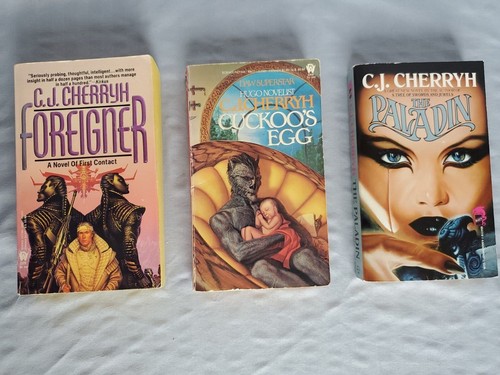 Assorted CJ Cherryh Sci-Fi Paperbacks - Your Choice (Not all books pictured) - Picture 1 of 15