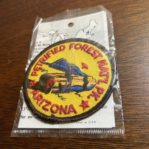 PETRIFIED FOREST NATIONAL PARK ARIZONA TRAILBLAZER EMBLEM NEU IN VERPACKUNG VINTAGE PATCH - Bild 1 von 2