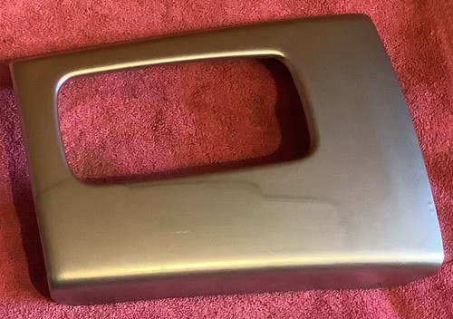 Jeep Liberty 2002-2007 bisel de palanca de cambios plateado cepillado 5HK42TRMAC - Imagen 2 de 4