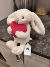 Jellycat Bashful Little Red Love Heart Bunny New With Tags 100 original no Fake