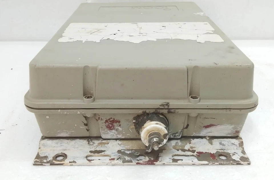 ICOM SHIP AUTOMATIC ANTENNA TUNER ATU COUPLER AT-130E ( FOR PARTS ONLY ) - Image 3 of 4