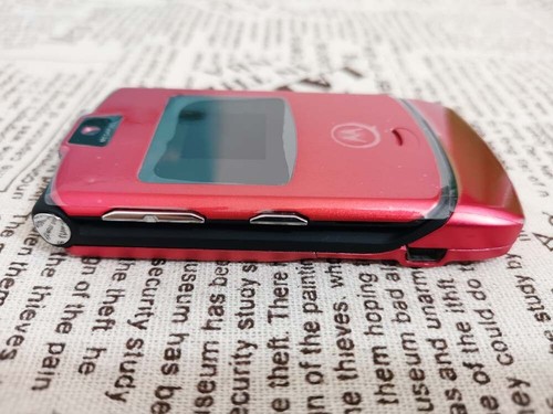 Motorola RAZR V3 Razor Vintage Cell Phone all colors Unlocked 2G fully working - Picture 43 of 69