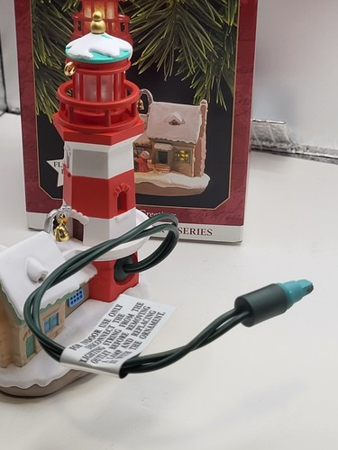 1997 MAGIC Hallmark Keepsake Christmas Ornament Lighthouse Greetings # 1 V4 - Picture 4 of 5