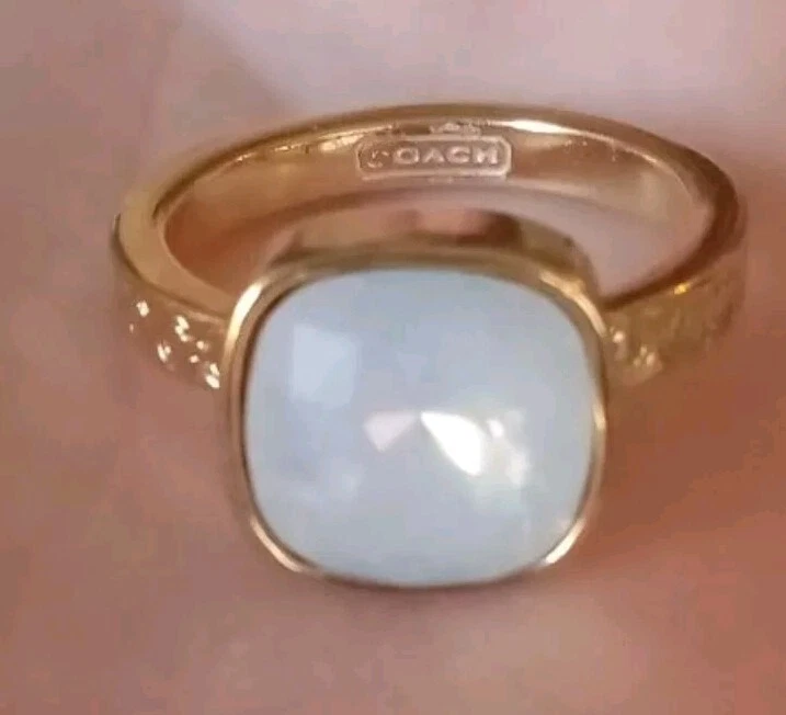 Auténtico Anillo de Diseñador COACH Oro 14k Sobre Bisel Facetado Piedra Lunar Gema Firmado Foto 4 de 4