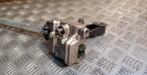 Pinza Posteriore HONDA VFR 750 RC 24 CON STAFFA - Imagen 5 de 5