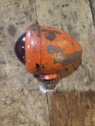 Allis Chalmers WD WD45 45 G Tractor ORIGINAL NON Working rear bullet red light - Picture 2 of 4