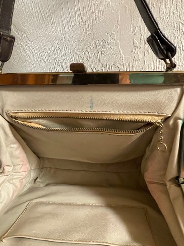 Vintage Alligator Purse, Lizard Skin Brown, Gold Tone Clasp, Handbag Purse Bag - Picture 17 of 19