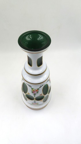 STUNNING ANTIQUE GREEN BOHEMIAN MOSER DECANTER WHITE OVERLAY CUT TO GREEN GLASS - Picture 7 of 9