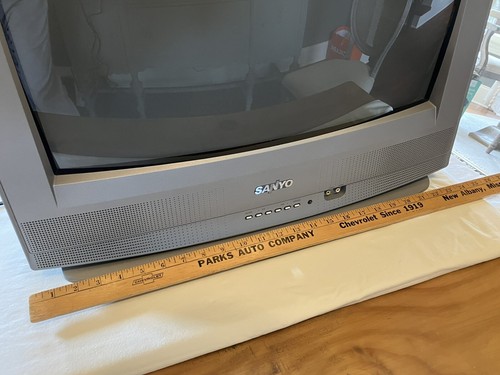 Vintage 2006 Sanyo 24" CRT TV Retro Gaming RCA RF Tested Working DS24205 - Picture 11 of 12