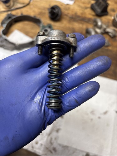 2001-2003 ktm 250 exc Power Valve Governor Spring Adjuster  - Picture 4 of 6