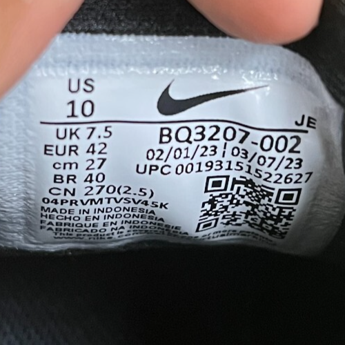 Nike Revolution 5 Damengröße 10 schwarz weiß sportliche Laufschuhe Turnschuhe - Bild 9 von 10