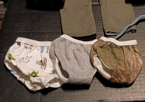 Pre-owned Lot of 18" Doll Clothing & Shoes - Picture 7 of 7