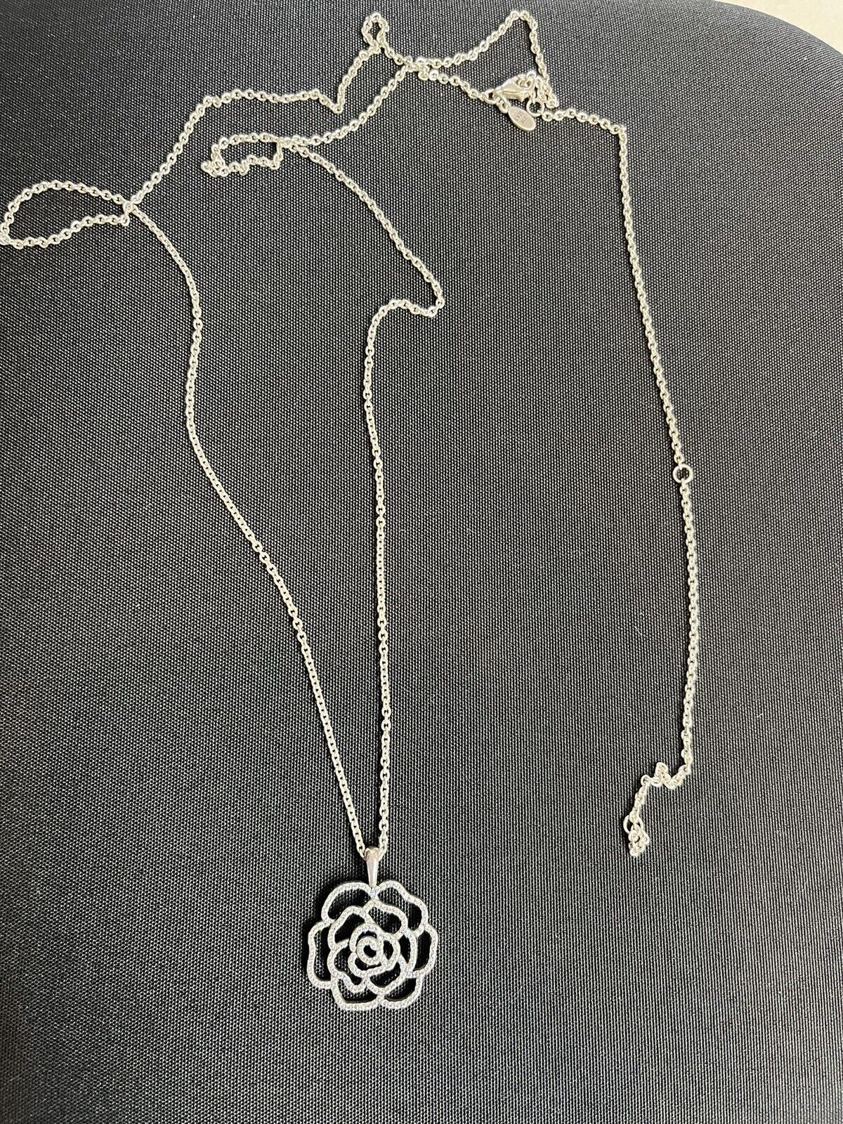 Picture 2 of 6