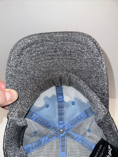 Gorra Carolina Tar Heels gris jaspeado sobre azul con gancho gris jaspeado céfiro - Imagen 11 de 13