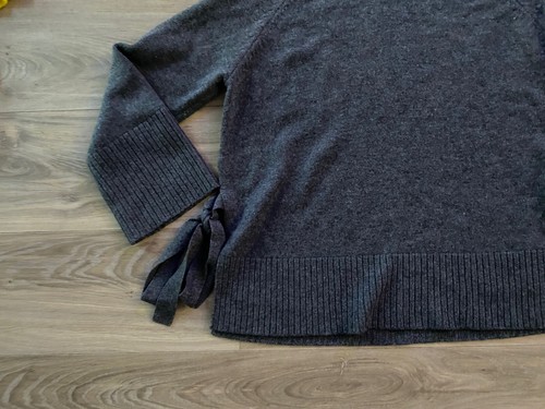 Wool cashmere Sweater Womens size 40 - US Medium turtleneck Exclusive of trims - Picture 2 of 12