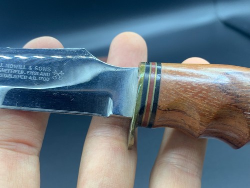 1940s Hunting Knife J.Nowill & Sons Sheffield England Walnut Wood & Brass Handle - Picture 5 of 12