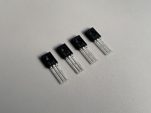 TRIACs para REVOX B77 B77 MKII PR99 MKI MKII MKIII Tape Drive Control 4x 2N6073 - Imagen 1 de 4