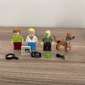 Lego Mystery Machine Scooby-Doo Complete Set 75902 with Mini-Figures