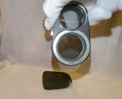 Minolta Autopole. Polarizing filter for Autocord, Yashicamat, Rolleiflex TLR's - Video 1 of 1