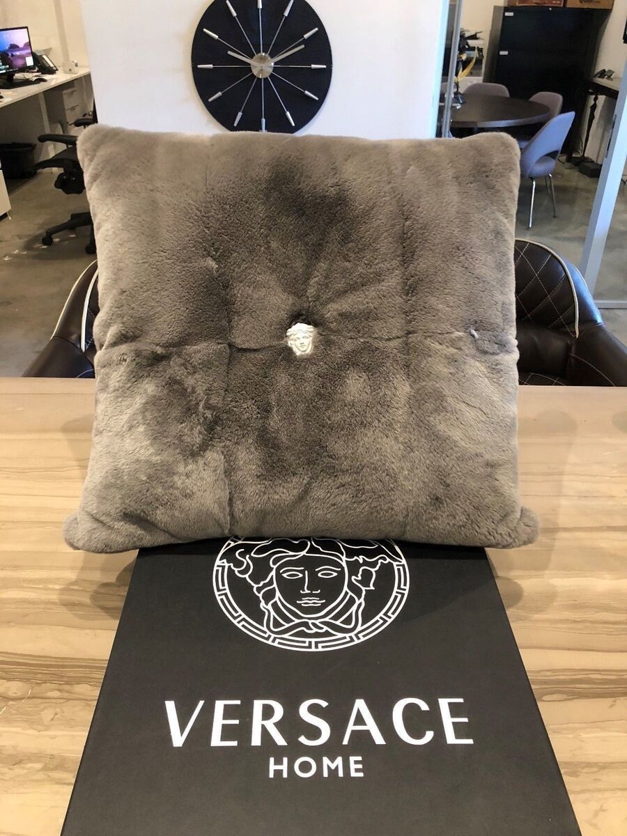 VERSACE MEDUSA ROYALE PRINTED PILLOW GRIGIO