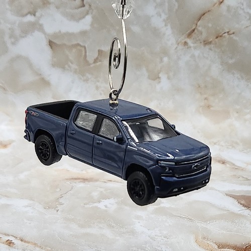 Rare 2020 Chevrolet Silverado Custom Christmas Ornament 1/64 Scale  - Picture 8 of 15