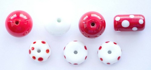 SET OF SEVEN STUNNING LAMPWORK FOCAL BEADS, HAND MADE IN THE UK, RED COLOUR - Picture 2 of 2