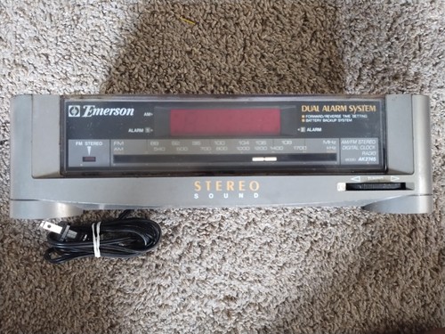 Vintage - Emerson AK 2745, Radio Stereo Alarm Clock, Tested Works - Picture 2 of 15