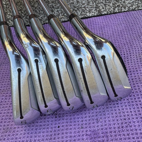 Adams Blue 5-9 Irons Dynalite Regular Flex Steel Midsize Grips Standard Length - Picture 5 of 12