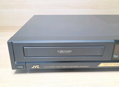 JVC HR-D830EK Stereo Video Cassette Recorder | Spares & Repair | Faulty - Foto 2 di 7