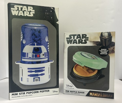 Neu im Karton Star Wars Grogu Mini Waffeleisen UND R2D2 Popcorn Popper - Bild 1 von 3