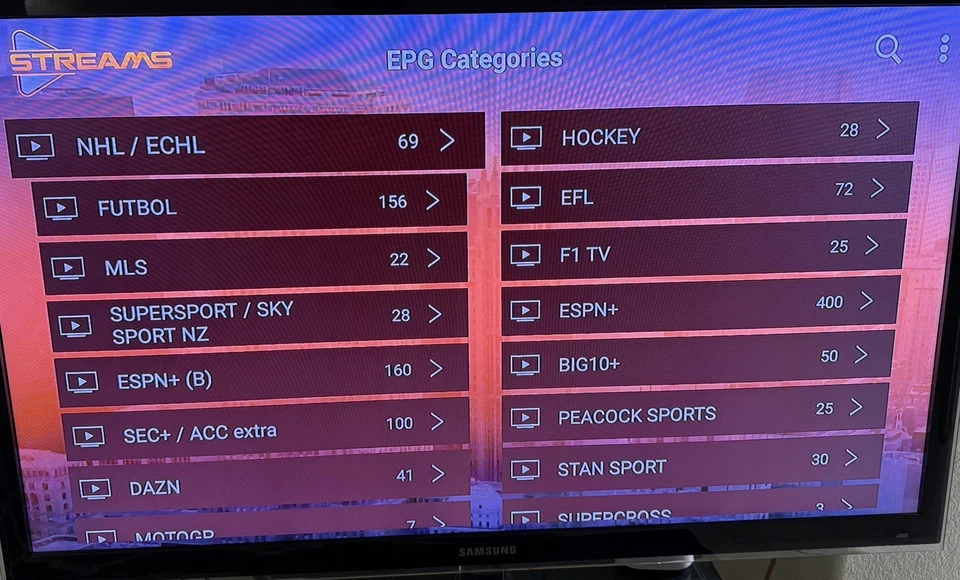 Amazon Fire TV Stick HD (Modelo Más Nuevo) con Control Remoto por Voz Alexa | Transmisión HD Foto 2 de 4