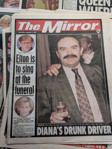 Zeitungen zum Tod von Prinzessin Diana 1997 - Bild 10 von 24