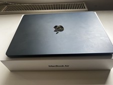 Apple MacBook Air 13-inch 2022 A2681, M2, 8GB RAM, 256GB SSD, Midnight, Boxed