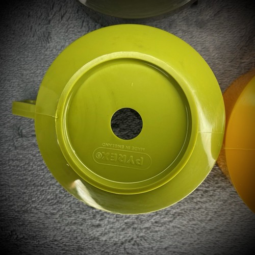 Pyrex Retro Coffee Mugs – ‘Drink Up’ Design – 1970s Campervan Vibe – 12 Cups - Picture 16 of 23