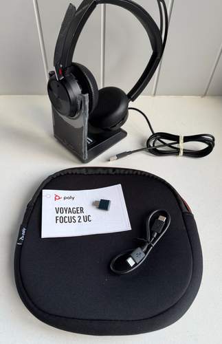 Poly Voyager Focus 2 UC Wireless Headset & USB-C BT700 +Case, MS Teams